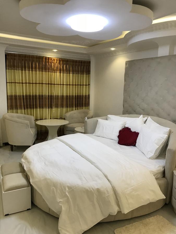 The Lion Kingdom Hotel Szigirija Kültér fotó